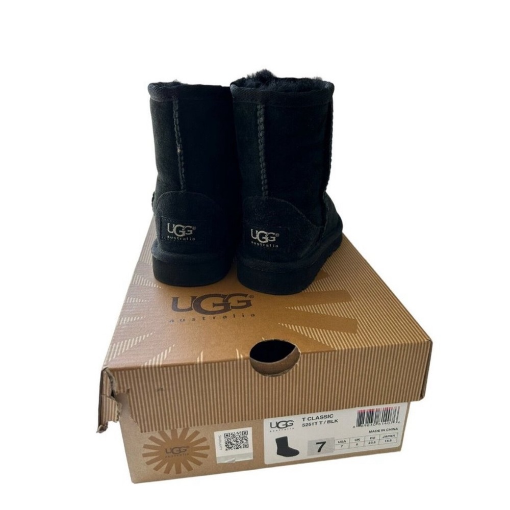 UGG classic toddler black suede winter boots